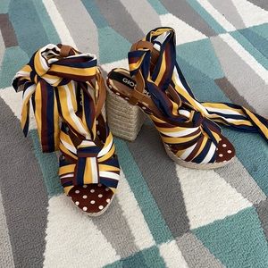 Gioseppo sandals with tie straps